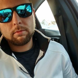 Meet your Posher, Evan